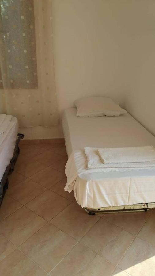 Mullaj Guest House Vlorë Eksteriør bilde
