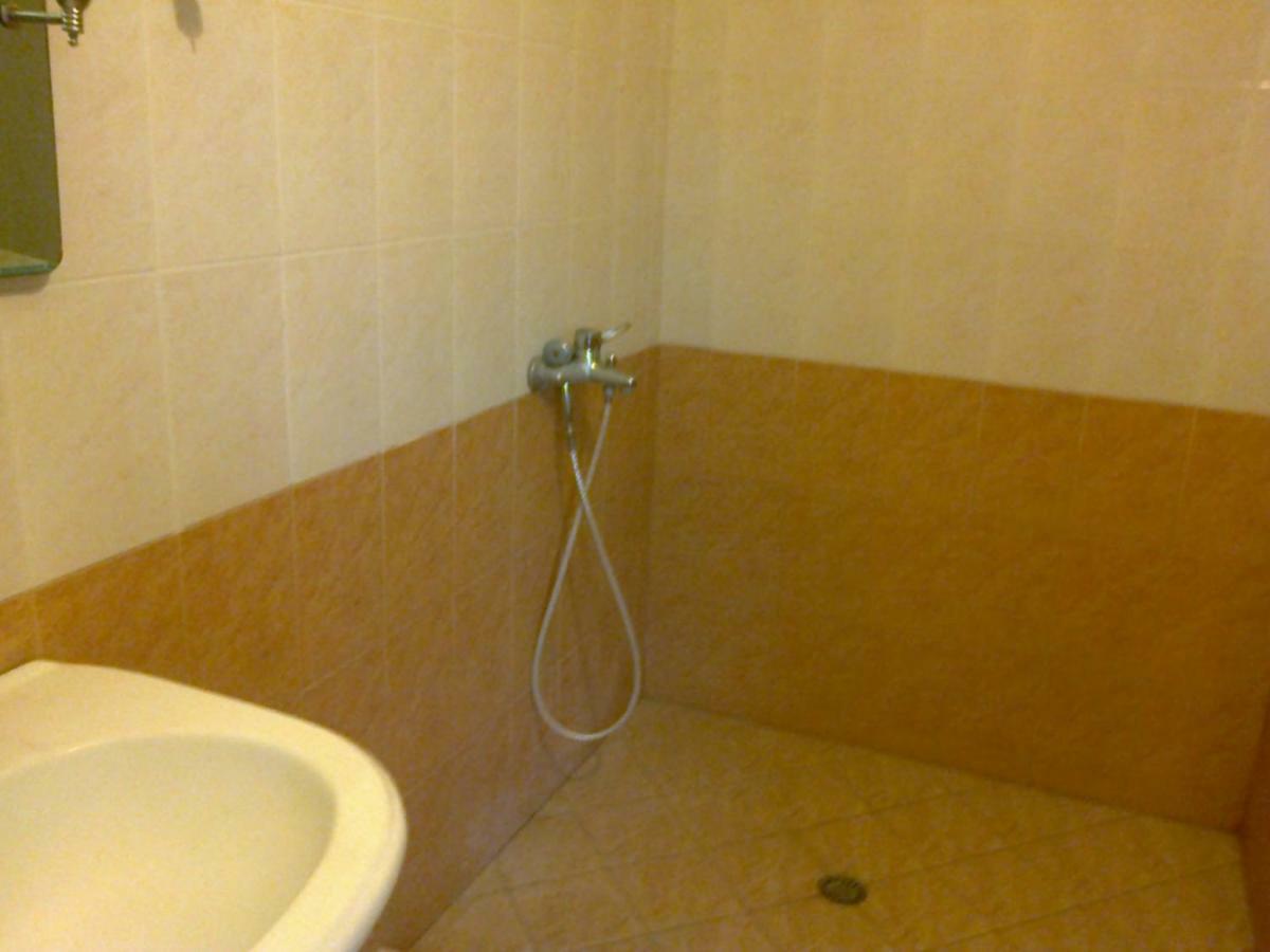Mullaj Guest House Vlorë Eksteriør bilde